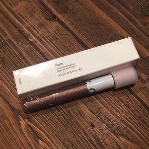 Glossier Lidstar